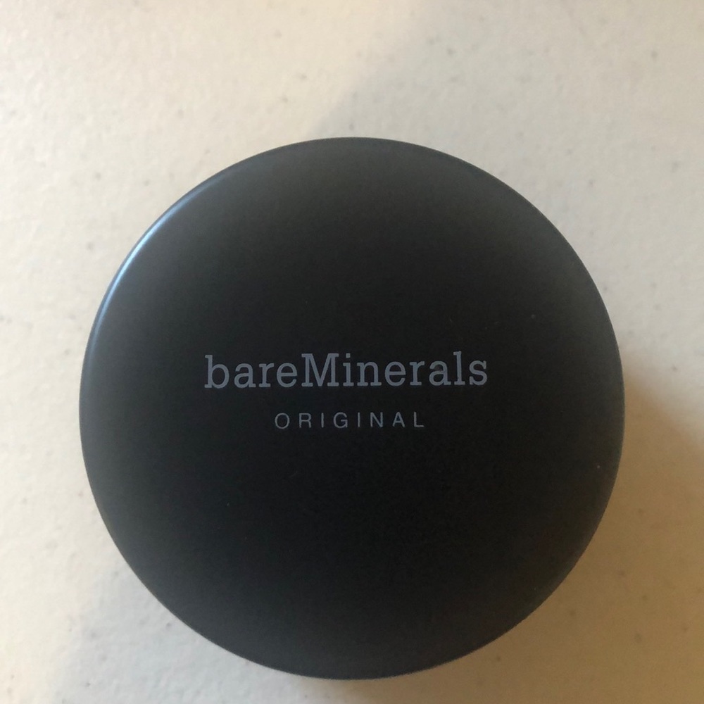 BRAND NEW - Bare Minerals XL Fairly Light